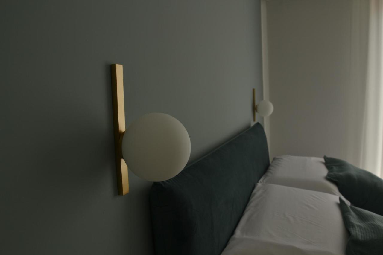 Luna Nuova Suites Naples Exterior photo